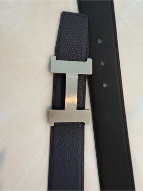 Hermes Reversible Leather Belt with Silver Buckle size 95 Navy and Black